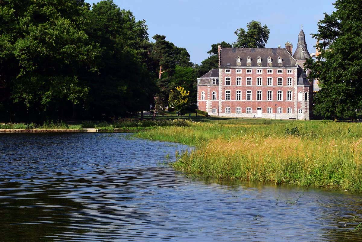 Chateau de Monceau-sur-sambre