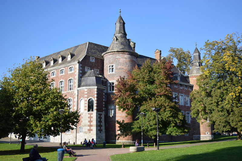 Chateau de Monceau-sur-sambre