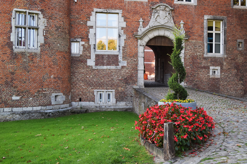 Chateau de Monceau-sur-sambre